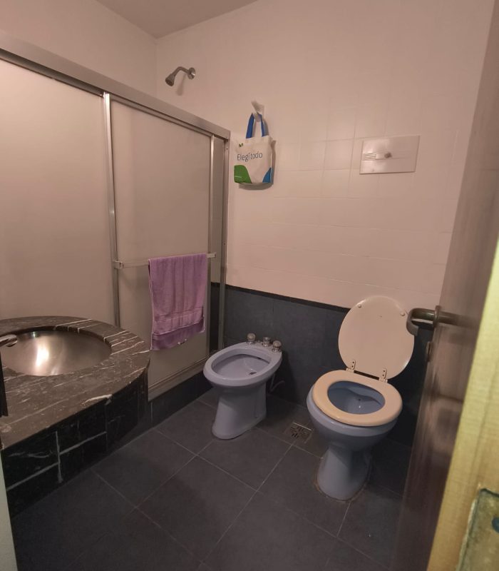 BAÑO001