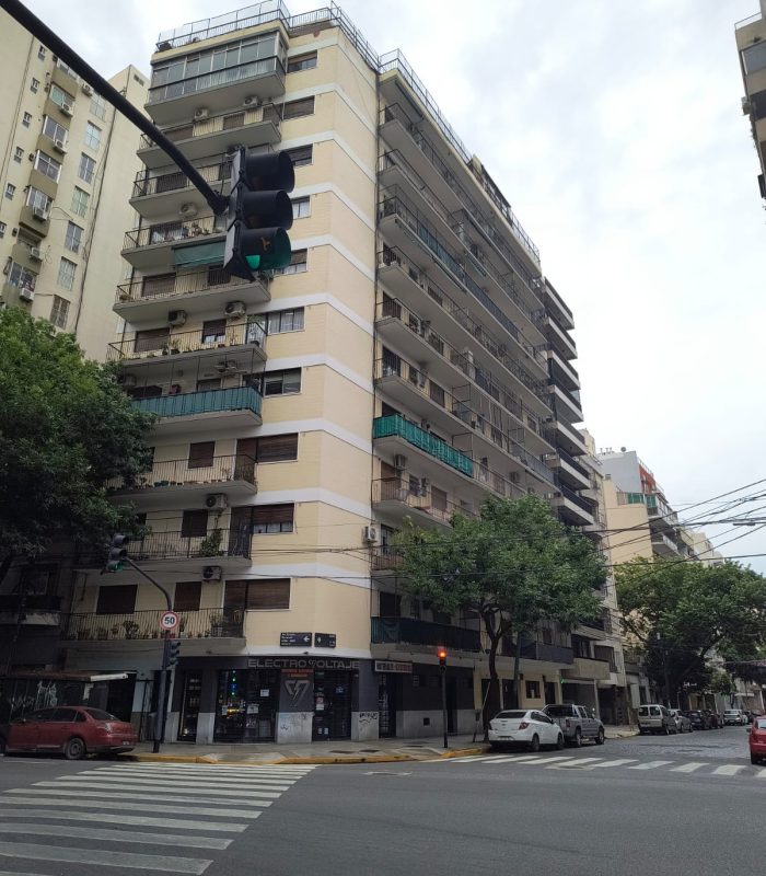 b1962b03-26f5-4c08-a3f7-34642bfb603d